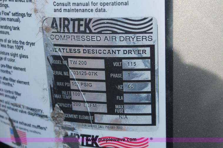 image for item E2873 Airtek TW200 compressed air dryer