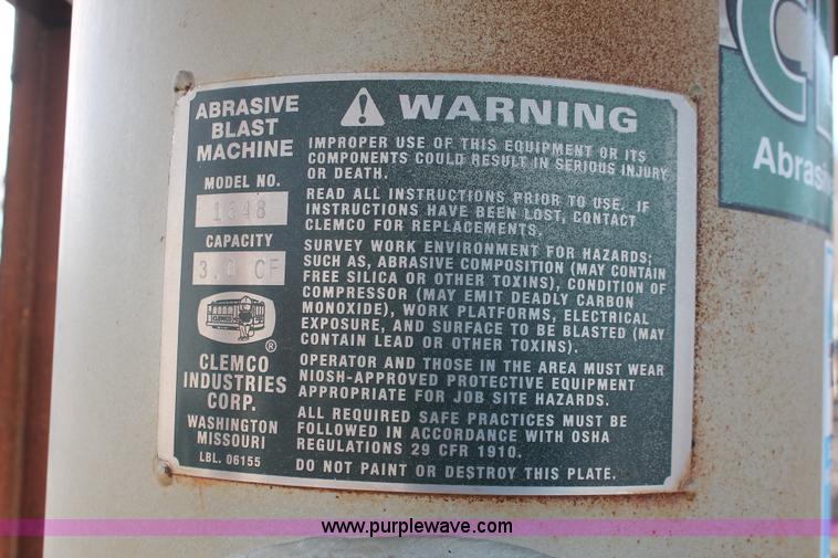 image for item E2874 2002 Clemco abrasive blast machine