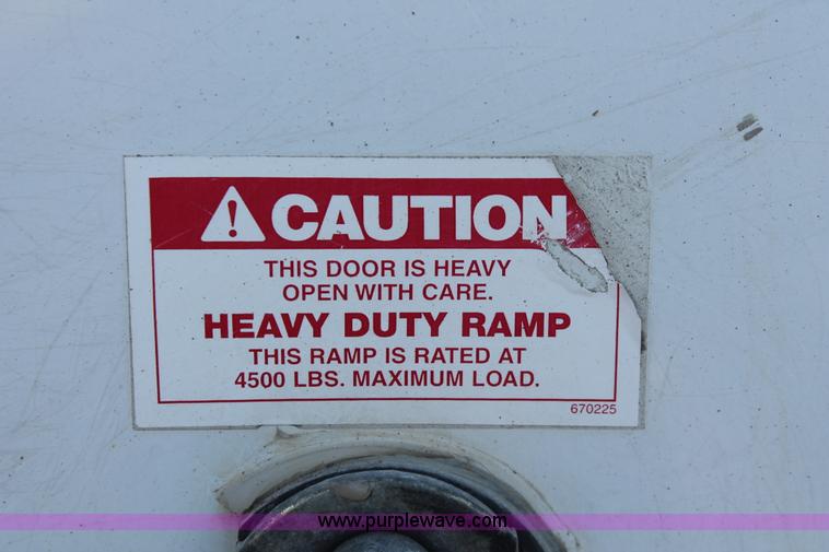 image for item E2875 2005 Pace American cargo sport enclosed trailer