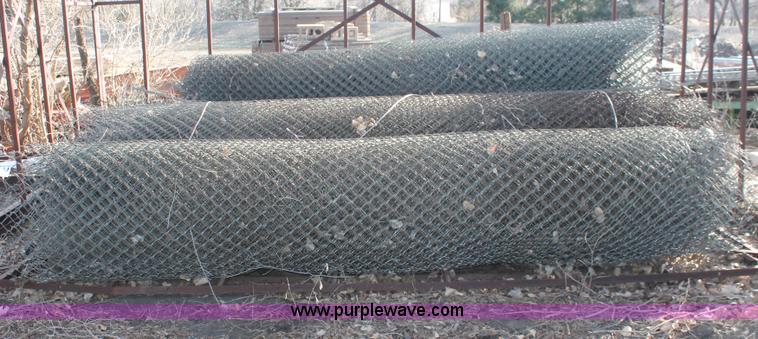 image for item E2876 Approximately 550' of chain link fence