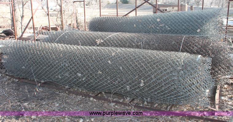 image for item E2876 Approximately 550' of chain link fence