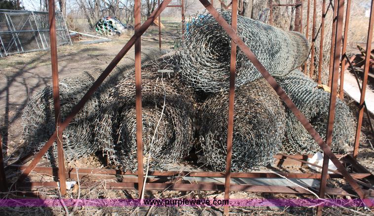 image for item E2876 Approximately 550' of chain link fence