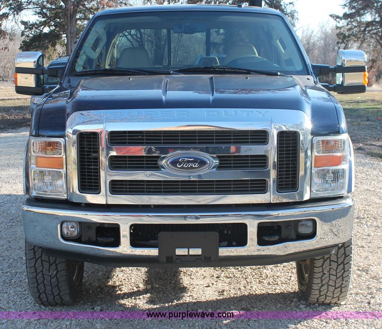 image for item E2877 2008 Ford F250 Lariat Super Duty CrewCab pickup truck