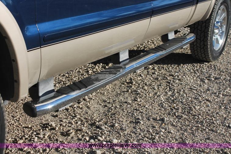 image for item E2877 2008 Ford F250 Lariat Super Duty CrewCab pickup truck