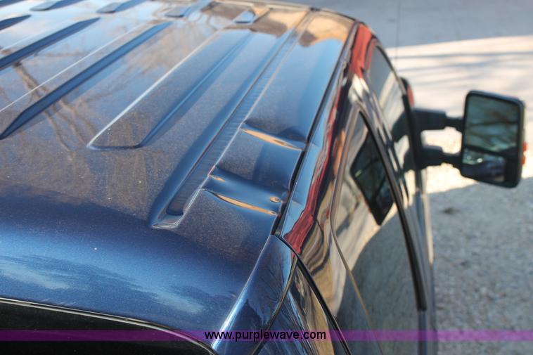 image for item E2877 2008 Ford F250 Lariat Super Duty CrewCab pickup truck