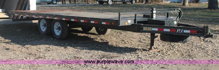 image for item E2879 2009 PJ T8222 tilt deck tandem axle trailer