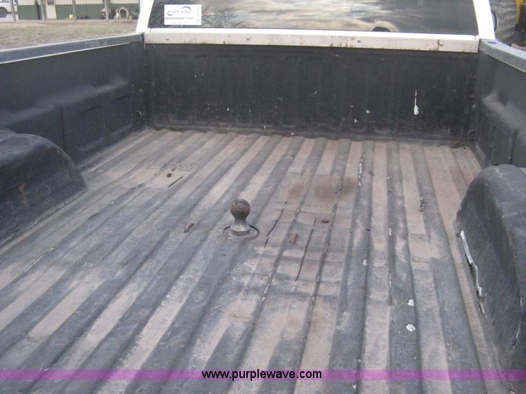 image for item E3104 2005 Chevrolet Silverado 3500 LT Crew Cab pickup truck