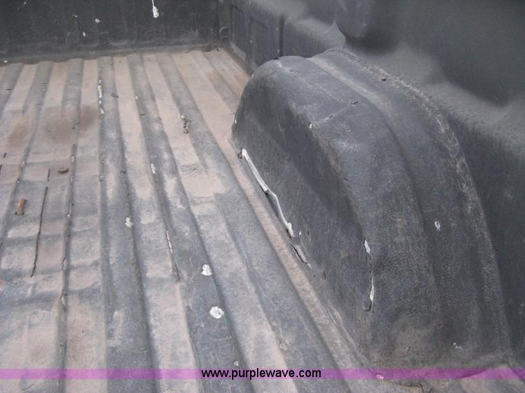 image for item E3104 2005 Chevrolet Silverado 3500 LT Crew Cab pickup truck