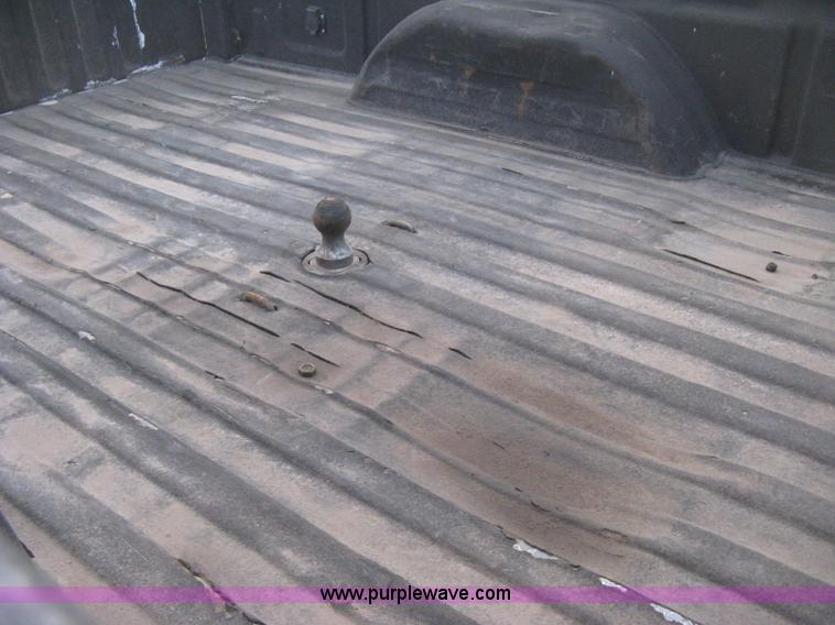 image for item E3104 2005 Chevrolet Silverado 3500 LT Crew Cab pickup truck