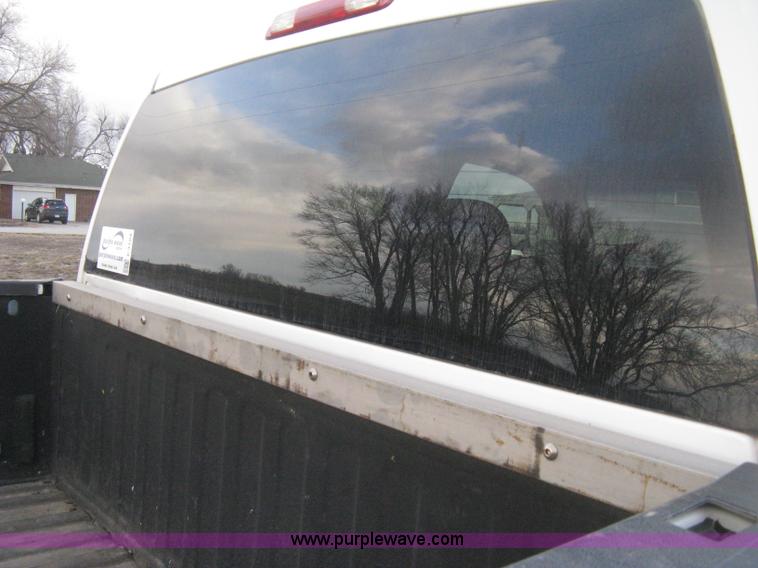 image for item E3104 2005 Chevrolet Silverado 3500 LT Crew Cab pickup truck