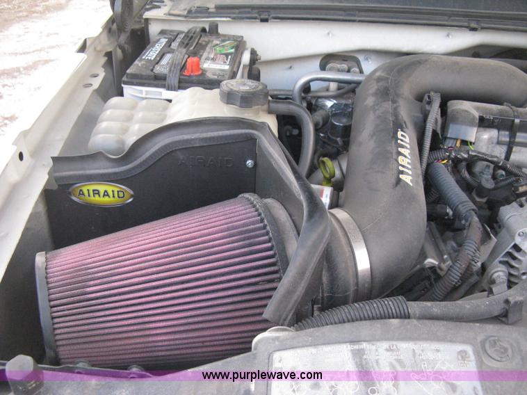 image for item E3104 2005 Chevrolet Silverado 3500 LT Crew Cab pickup truck