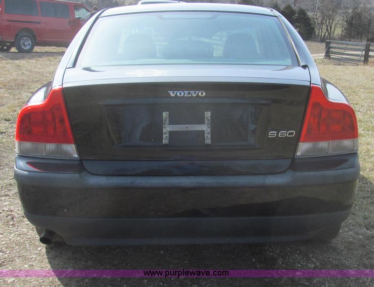 image for item E3784 2001 Volvo S60