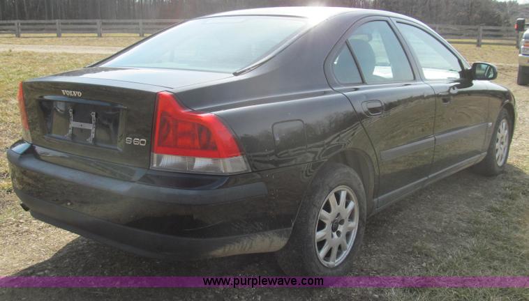 image for item E3784 2001 Volvo S60