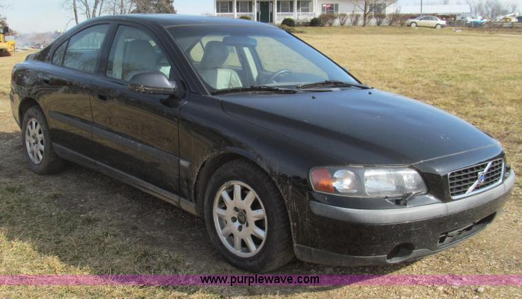 image for item E3784 2001 Volvo S60