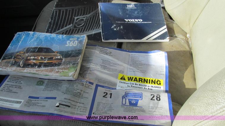 image for item E3784 2001 Volvo S60