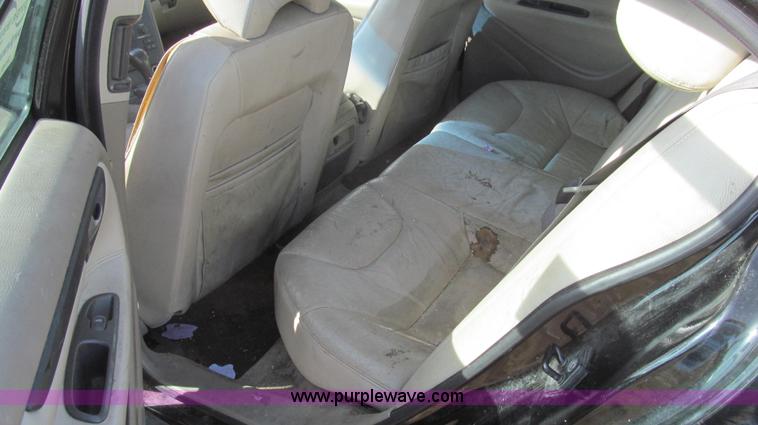 image for item E3784 2001 Volvo S60