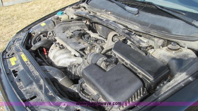 image for item E3784 2001 Volvo S60