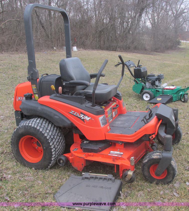 image for item E7104 Kubota ZD331 PRO commercial lawn mower