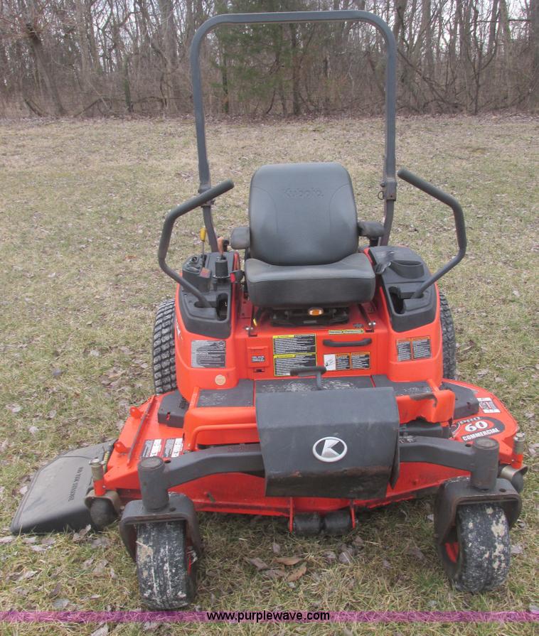 image for item E7104 Kubota ZD331 PRO commercial lawn mower