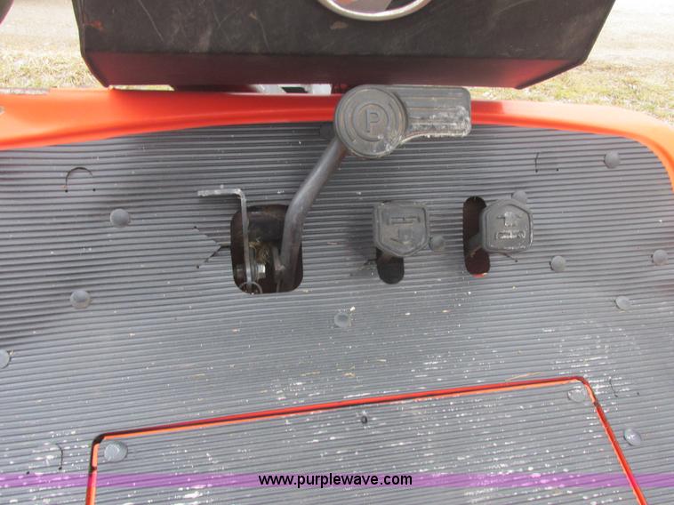 image for item E7104 Kubota ZD331 PRO commercial lawn mower