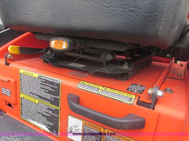 image for item E7104 Kubota ZD331 PRO commercial lawn mower