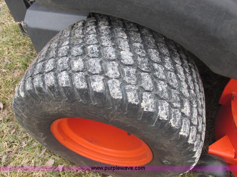 image for item E7104 Kubota ZD331 PRO commercial lawn mower