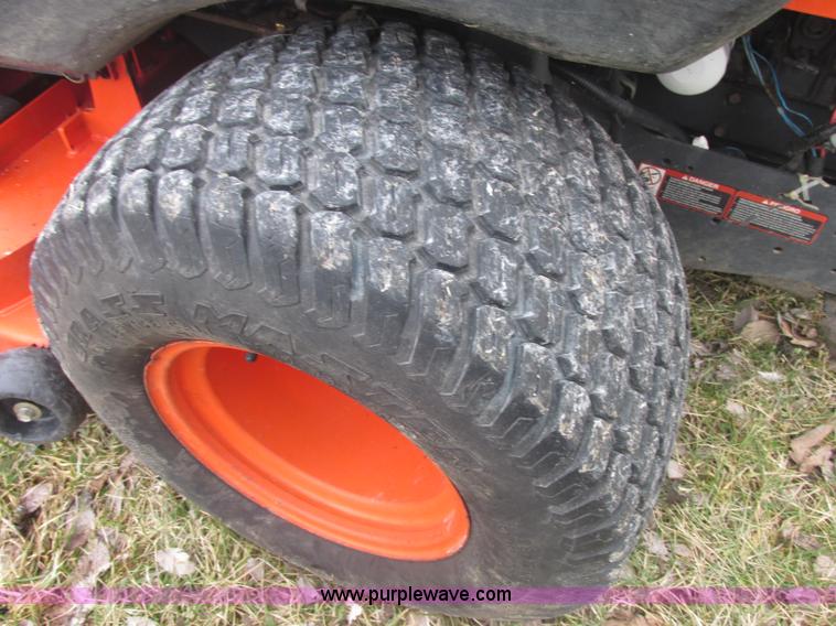 image for item E7104 Kubota ZD331 PRO commercial lawn mower