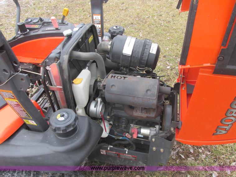 image for item E7105 Kubota ZD331 ZDPRO commercial lawn mower
