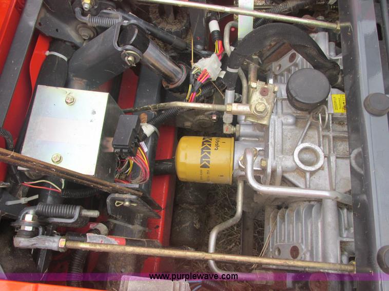 image for item E7105 Kubota ZD331 ZDPRO commercial lawn mower