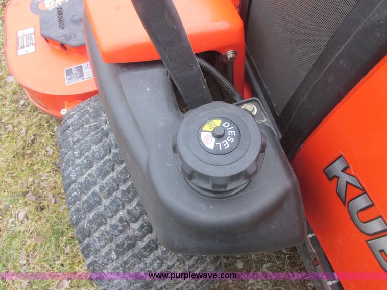 image for item E7105 Kubota ZD331 ZDPRO commercial lawn mower