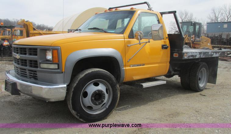 image for item E7120 1997 Chevrolet 3500 HD pickup truck