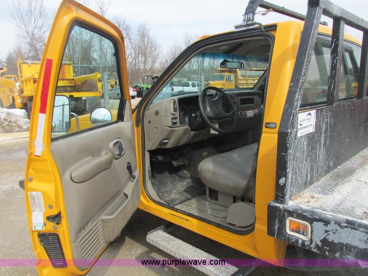 image for item E7120 1997 Chevrolet 3500 HD pickup truck