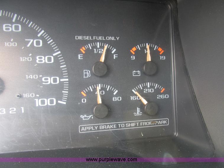 image for item E7120 1997 Chevrolet 3500 HD pickup truck