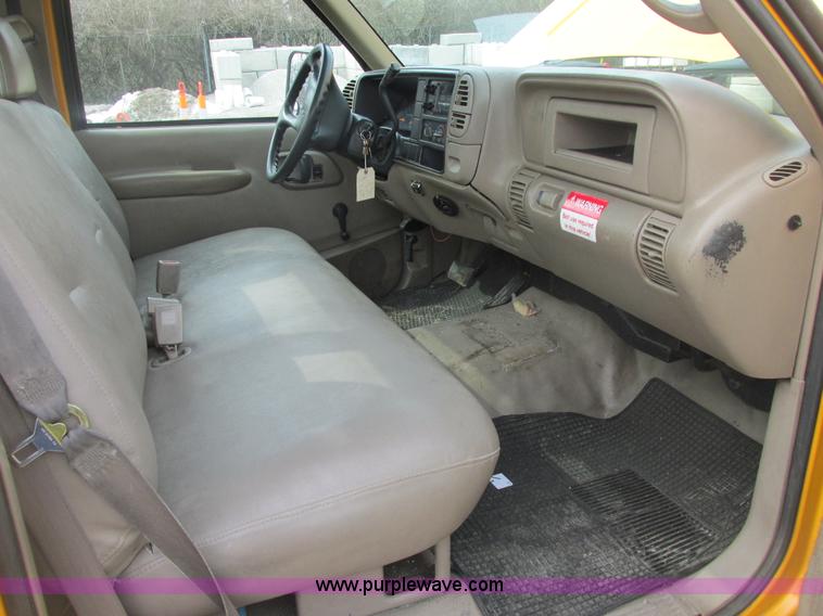 image for item E7120 1997 Chevrolet 3500 HD pickup truck