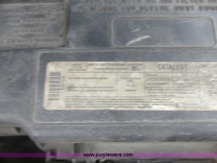 image for item E7120 1997 Chevrolet 3500 HD pickup truck