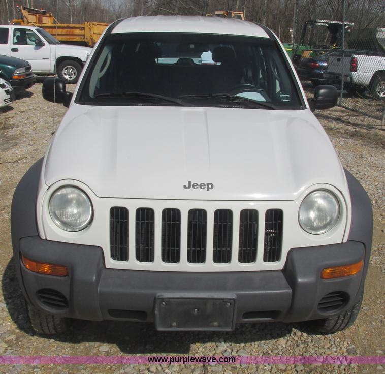 image for item E7121 2002 Jeep Liberty Sport