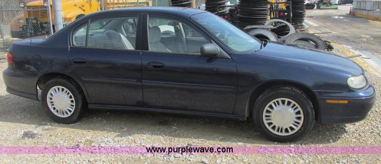 image for item E7124 2000 Chevrolet Malibu