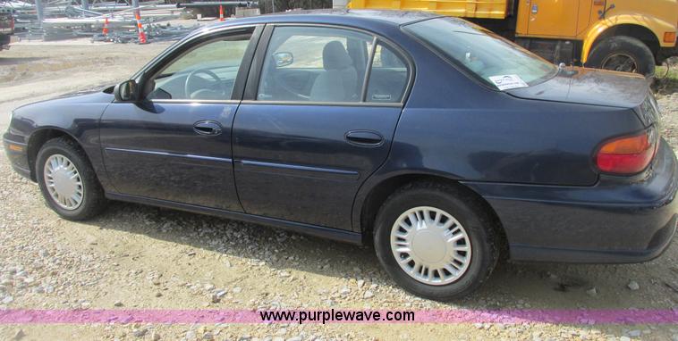 image for item E7124 2000 Chevrolet Malibu