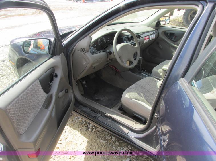 image for item E7124 2000 Chevrolet Malibu