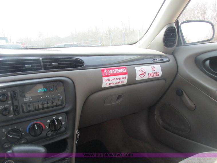 image for item E7124 2000 Chevrolet Malibu