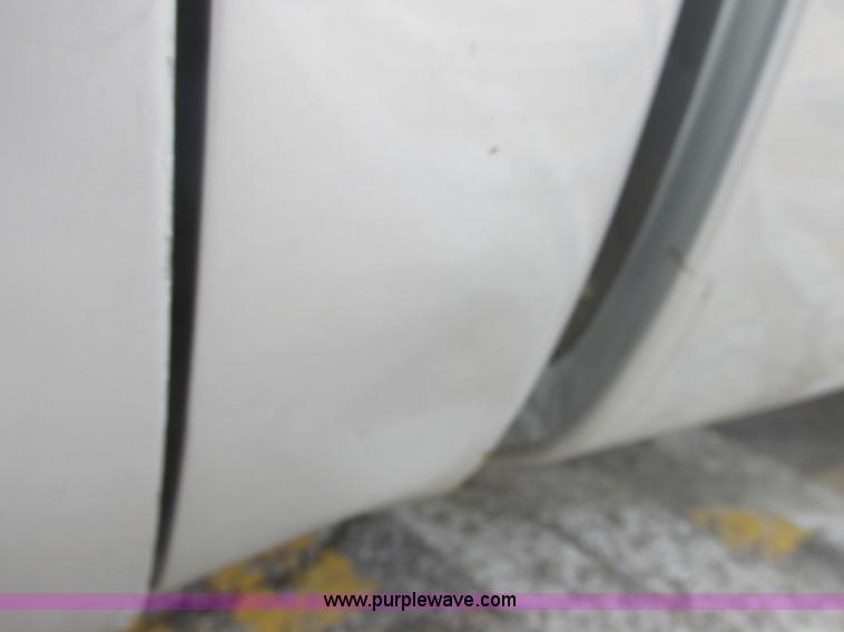 image for item E7126 1997 Chevrolet Cheyenne C1500 pickup truck