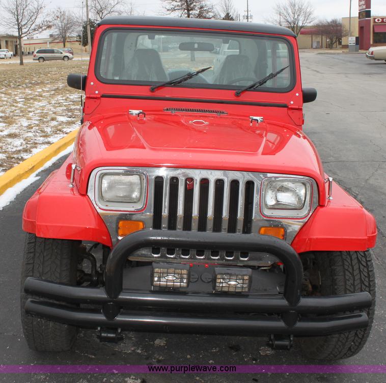 image for item E8387 1987 Jeep Wrangler