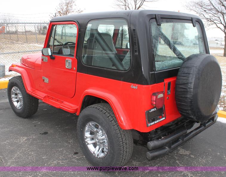 image for item E8387 1987 Jeep Wrangler