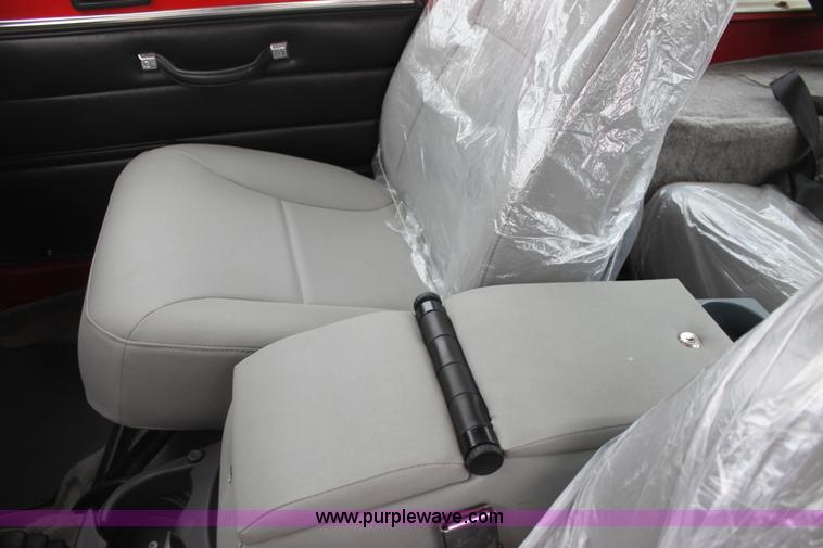 image for item E8387 1987 Jeep Wrangler