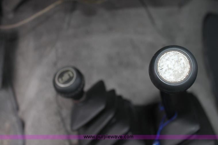 image for item E8387 1987 Jeep Wrangler