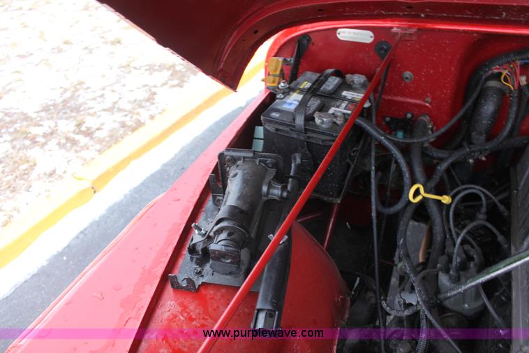 image for item E8387 1987 Jeep Wrangler