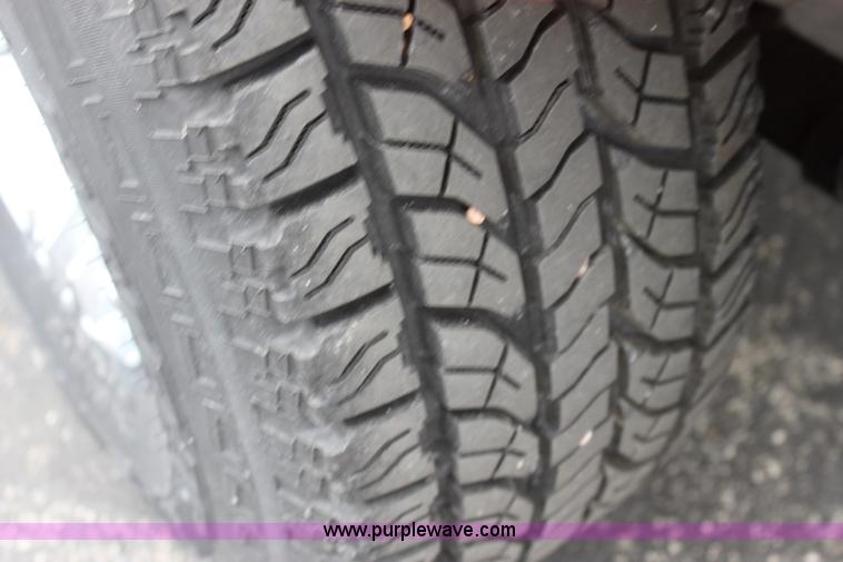 image for item E8387 1987 Jeep Wrangler