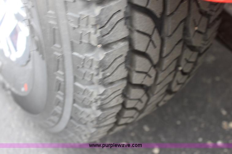 image for item E8387 1987 Jeep Wrangler