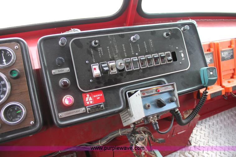 image for item E8439 1979 Seagrave pumper firetruck