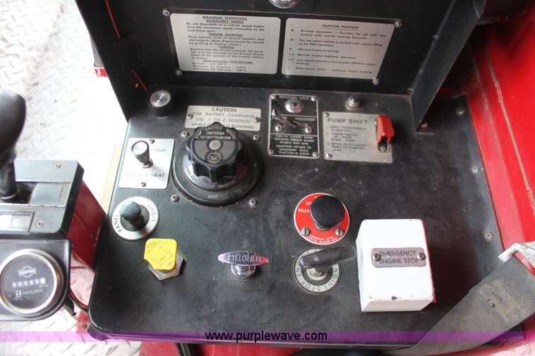 image for item E8439 1979 Seagrave pumper firetruck